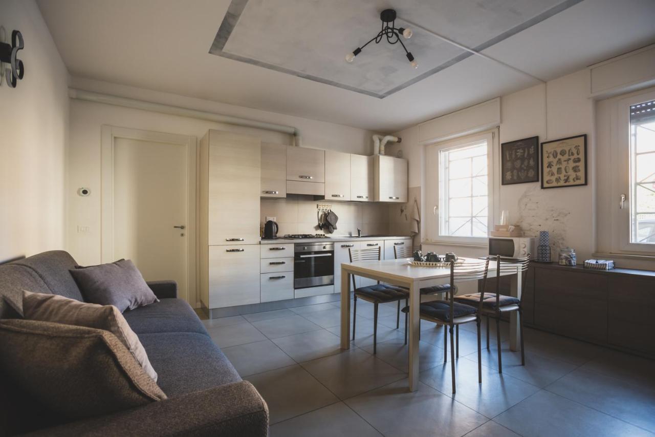 Grey House Pavia Con Box Privato Apartment Luaran gambar