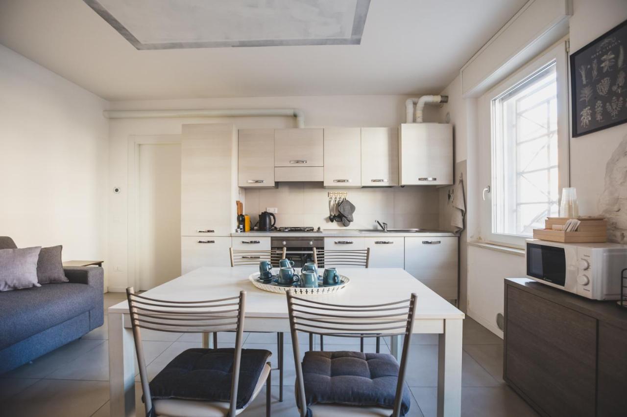 Grey House Pavia Con Box Privato Apartment Luaran gambar